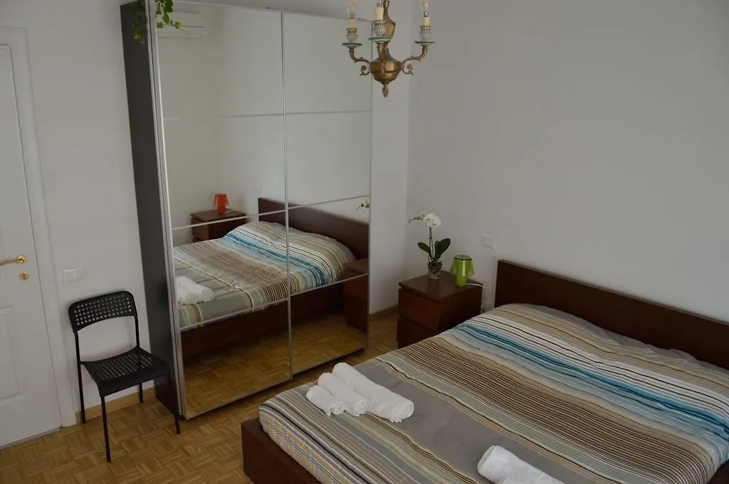 Apartment Veio Rzym 0*,